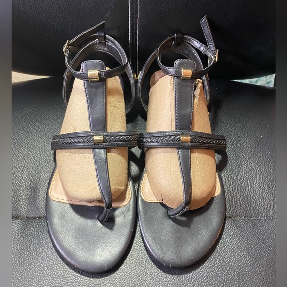 Aldo Black Thong Sandals Size 9 - Picture 4 of 14